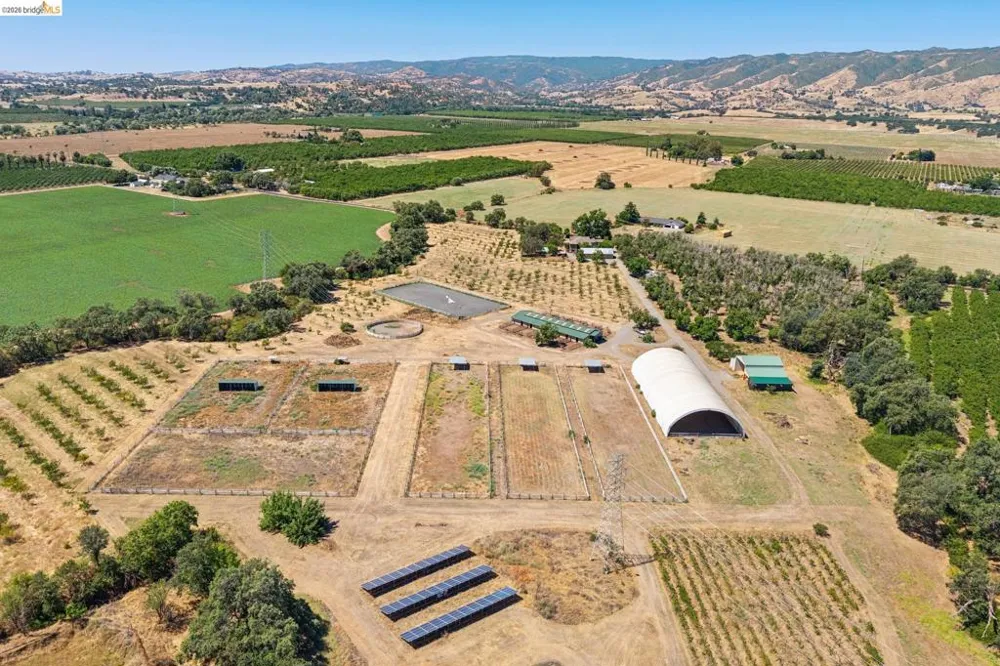 30900 The Horseshoe Winters, CA 95694