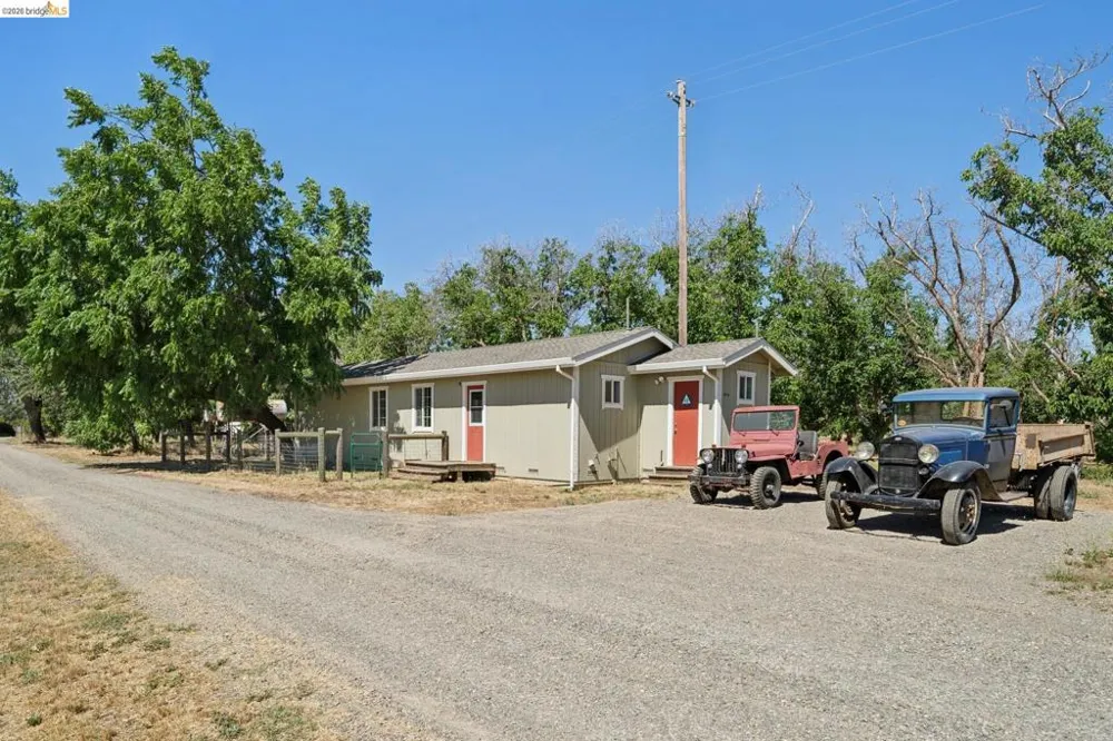 30900 The Horseshoe Winters, CA 95694