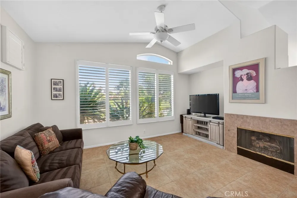 67556 S Laguna Cathedral City, CA 92234