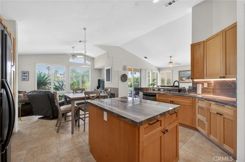 67556 S Laguna Cathedral City, CA 92234