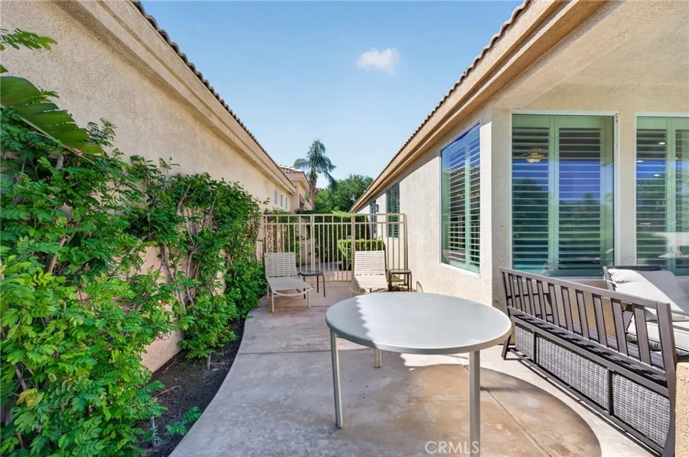 67556 S Laguna Cathedral City, CA 92234