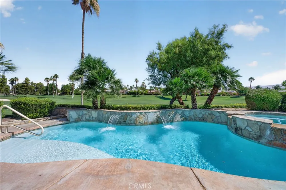 67556 S Laguna Cathedral City, CA 92234