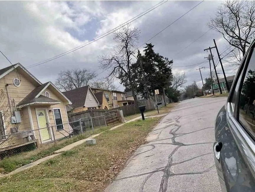 1504 S Kennedy Avenue Tyler, TX 75701