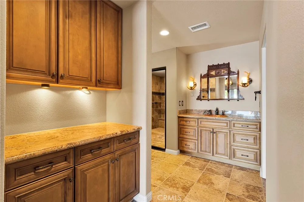14531 Galleon Helendale, CA 92342