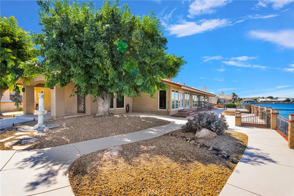 14531 Galleon Helendale, CA 92342