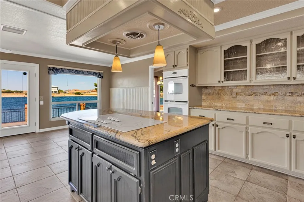 14531 Galleon Helendale, CA 92342