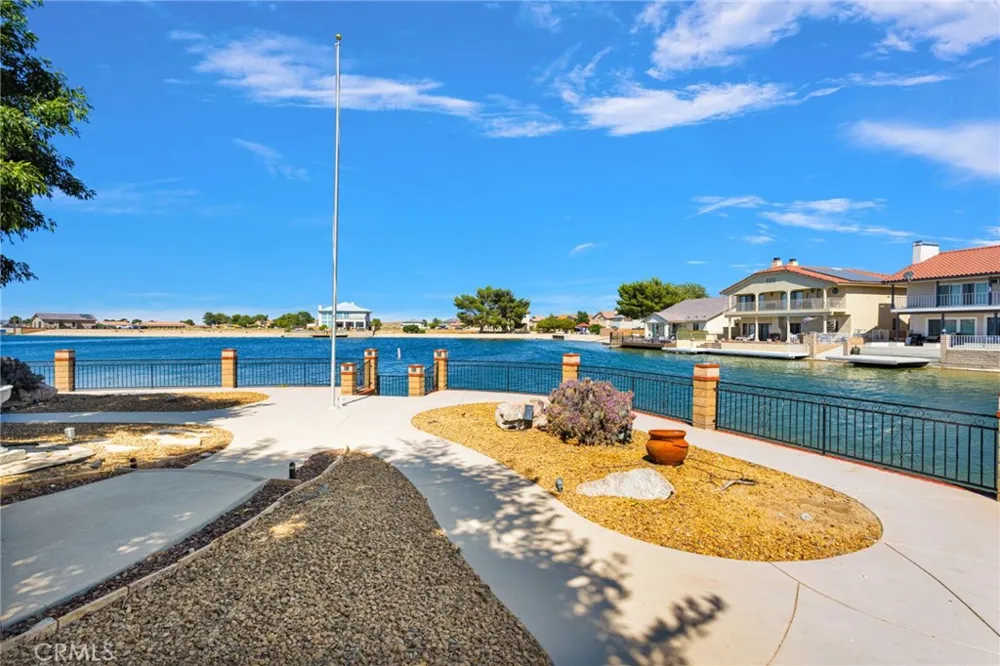 14531 Galleon Helendale, CA 92342