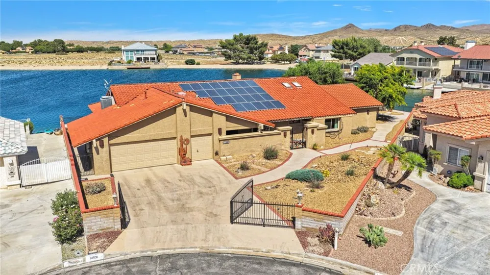 14531 Galleon Helendale, CA 92342