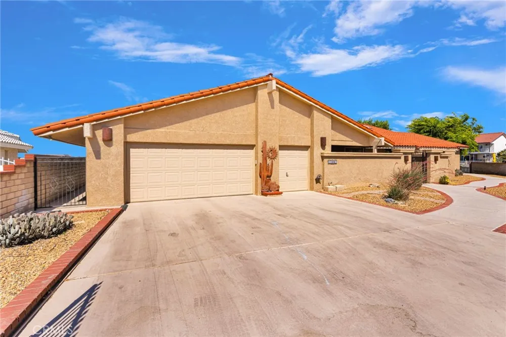 14531 Galleon Helendale, CA 92342