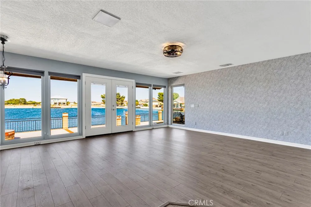 14531 Galleon Helendale, CA 92342