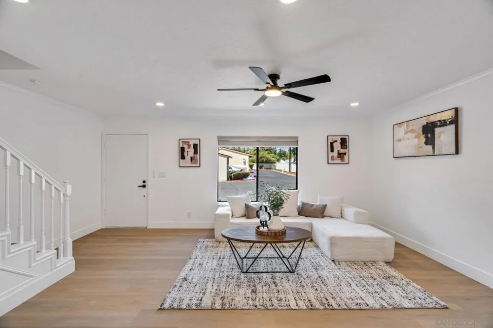 5800 Lake Murray Blvd #11 La Mesa, CA 91942
