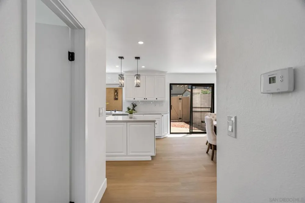 5800 Lake Murray Blvd #11 La Mesa, CA 91942