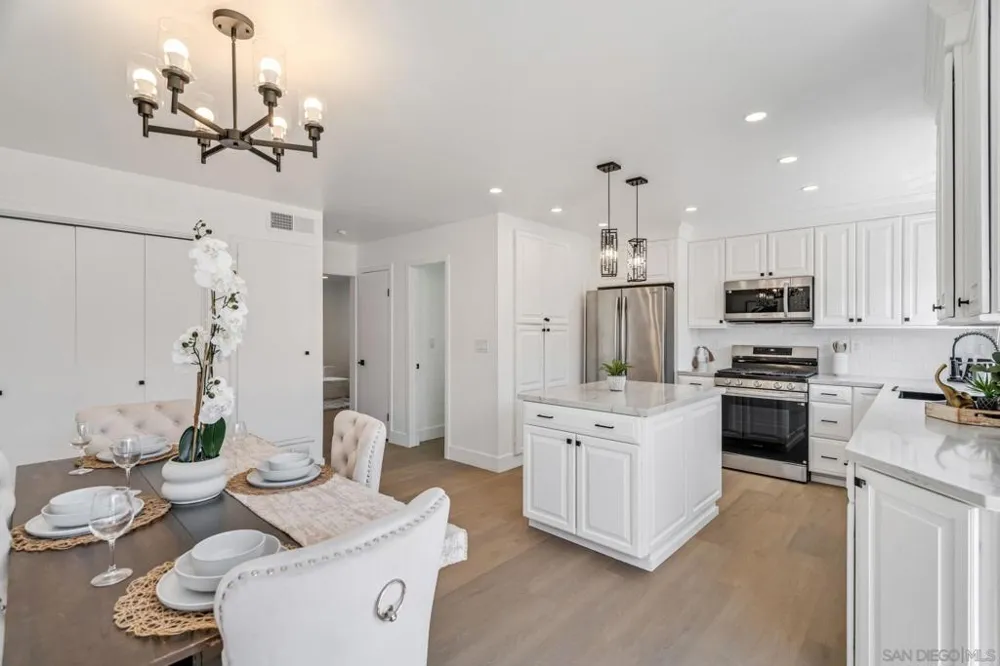 5800 Lake Murray Blvd #11 La Mesa, CA 91942