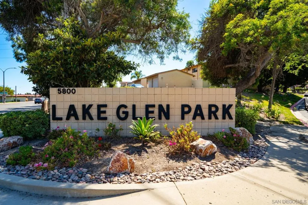 5800 Lake Murray Blvd #11 La Mesa, CA 91942
