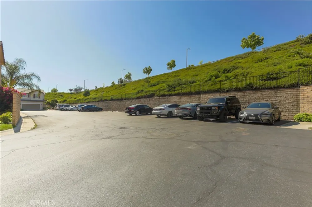 28215 Clementine Drive Saugus, CA 91350