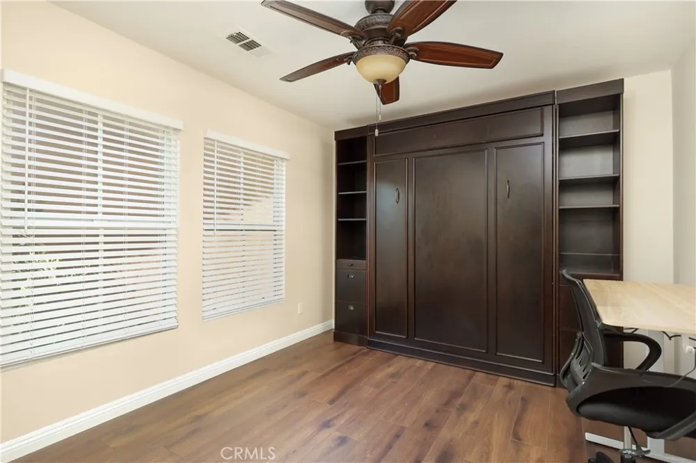 28215 Clementine Drive Saugus, CA 91350