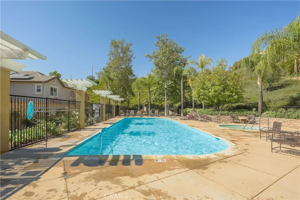 28215 Clementine Drive Saugus, CA 91350