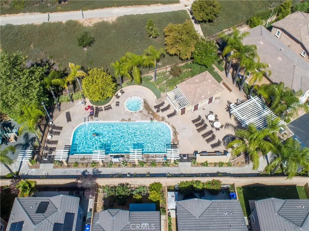 28215 Clementine Drive Saugus, CA 91350