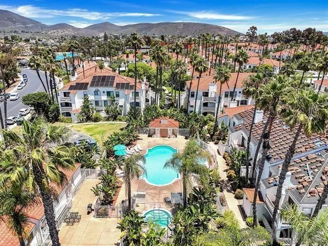 9409 Fairgrove Lane #204 San Diego, CA 92129