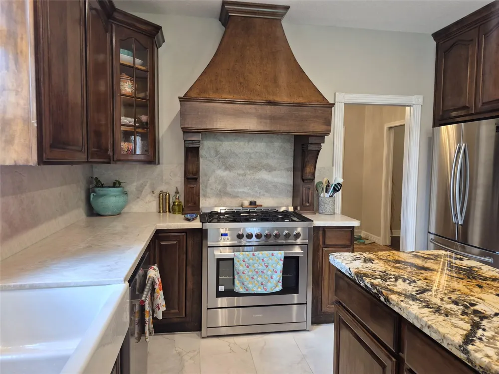 1507 County Road 878a Sweeny, TX 77480