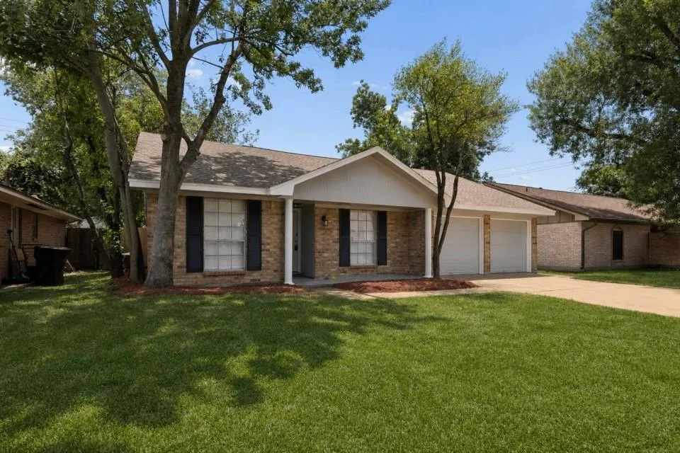 7403 Strawbridge Lane Houston, TX 77040