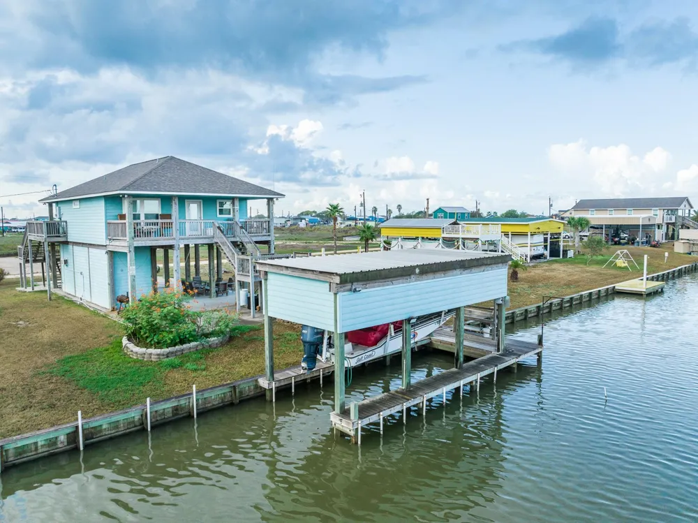 115 Albacore Street Sargent, TX 77414