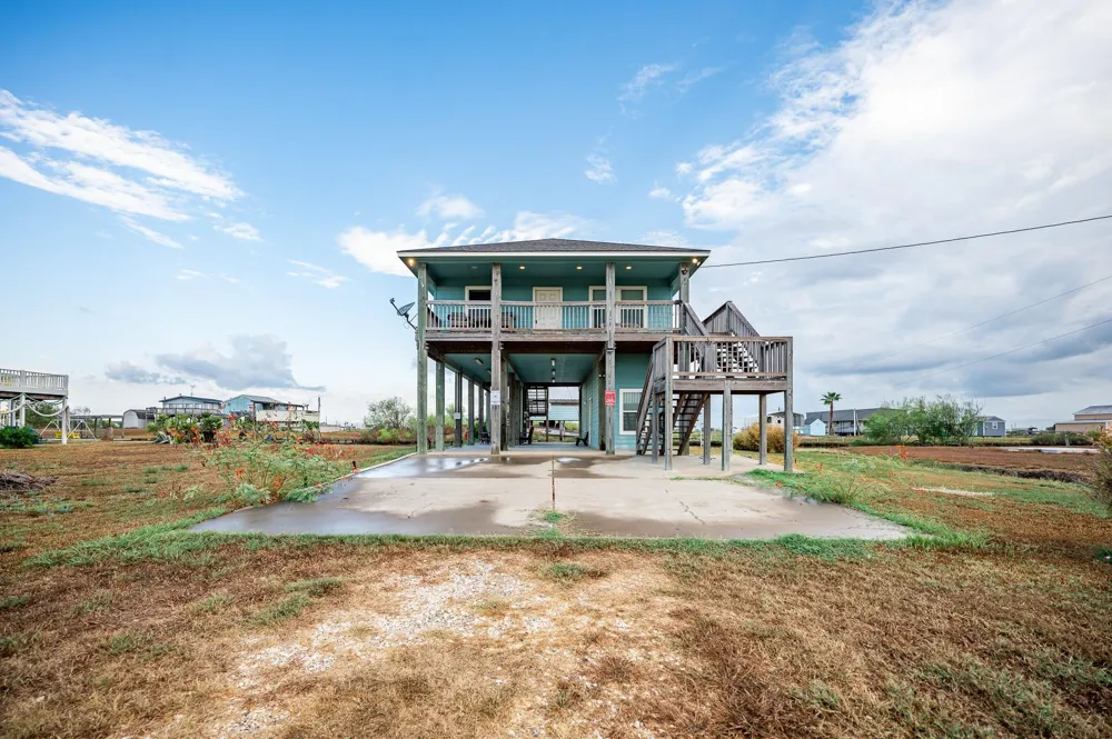 115 Albacore Street Sargent, TX 77414