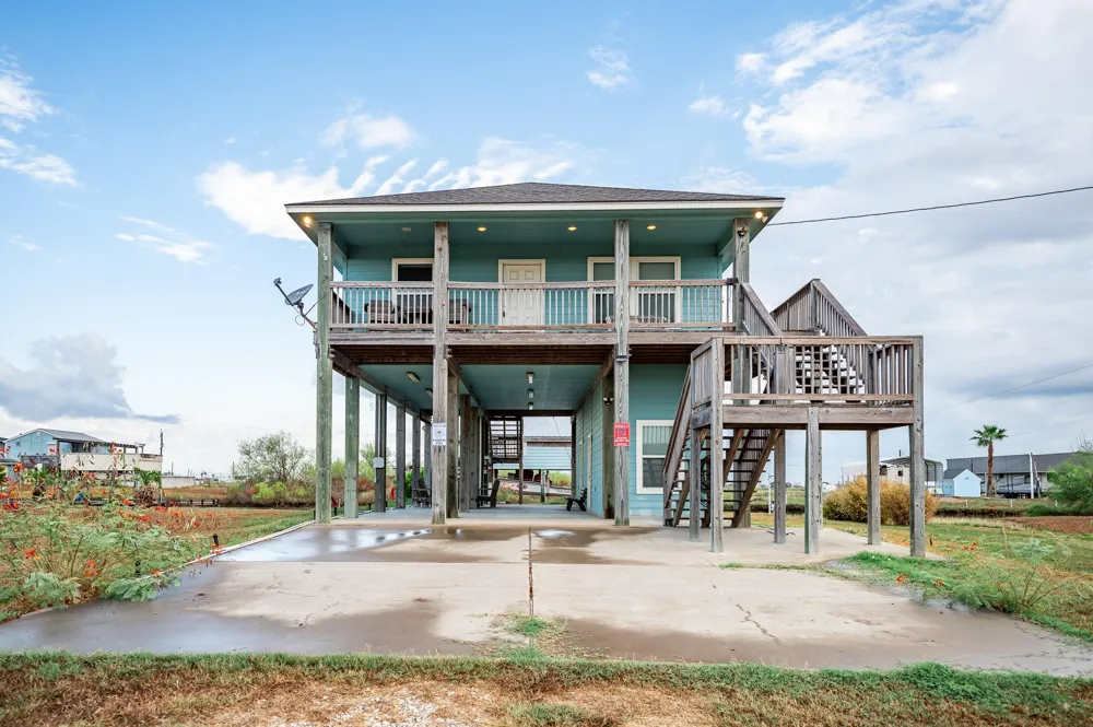115 Albacore Street Sargent, TX 77414