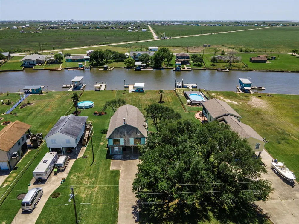 1981 County Road 291 Sargent, TX 77414