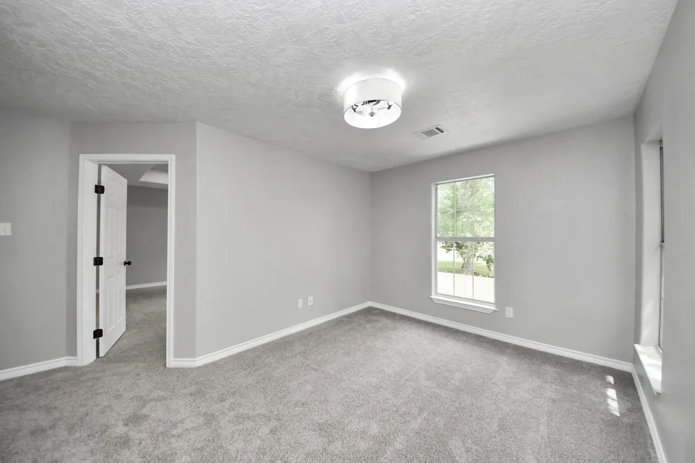 1105 E Kyle Road Clute, TX 77531