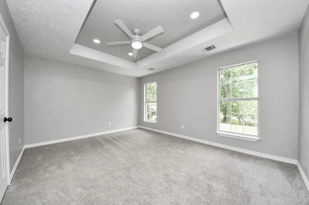 1105 E Kyle Road Clute, TX 77531