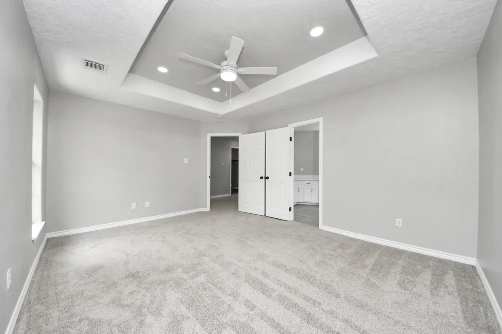 1105 E Kyle Road Clute, TX 77531