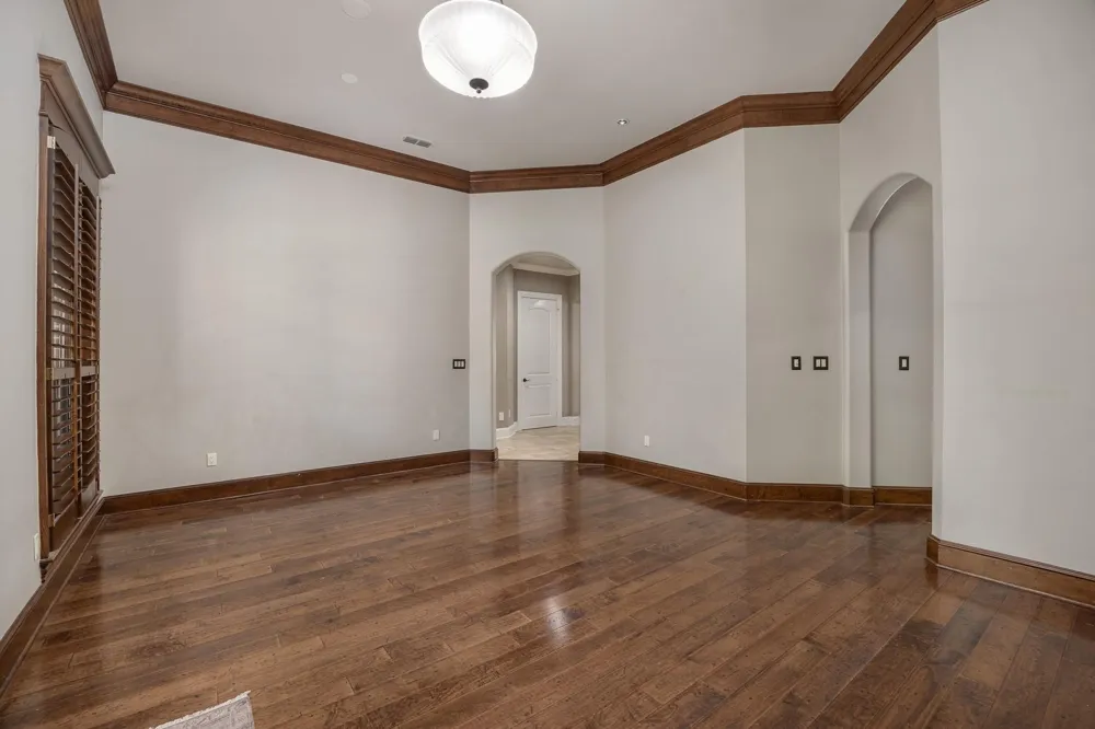1915 Stonegate Valley Drive Tyler, TX 75703