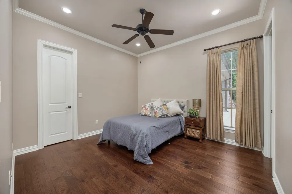 1915 Stonegate Valley Drive Tyler, TX 75703