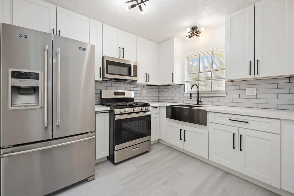 7639 Bigwood Street Houston, TX 77016
