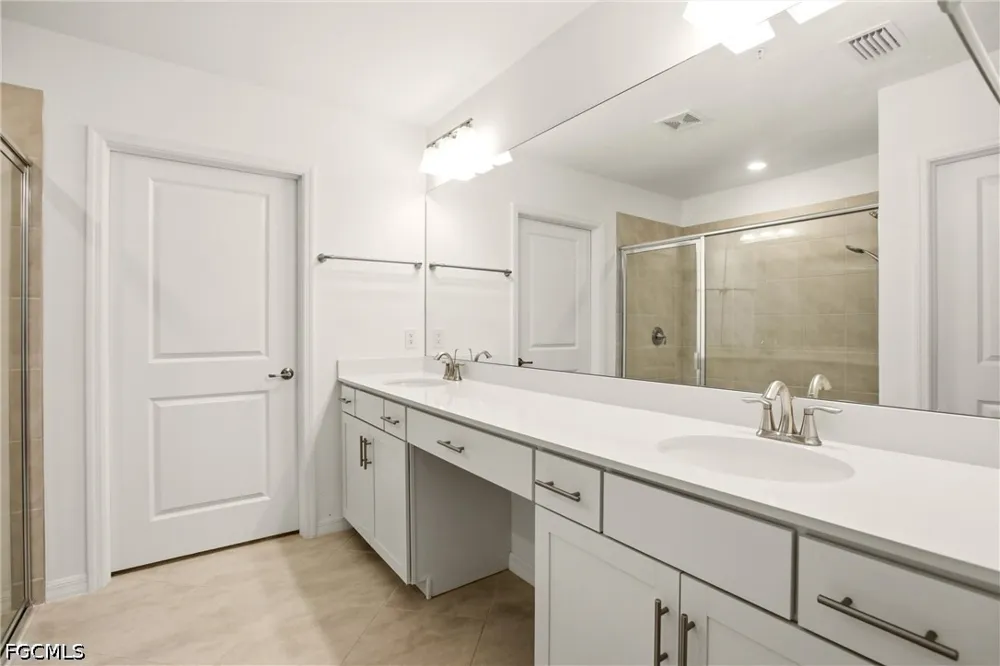 Pebblebrook Ridge Court #101 Fort Myers, FL 33905