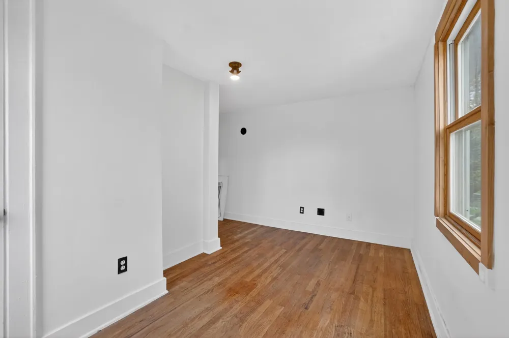 1109 S Genesee Drive Lansing, MI 48915