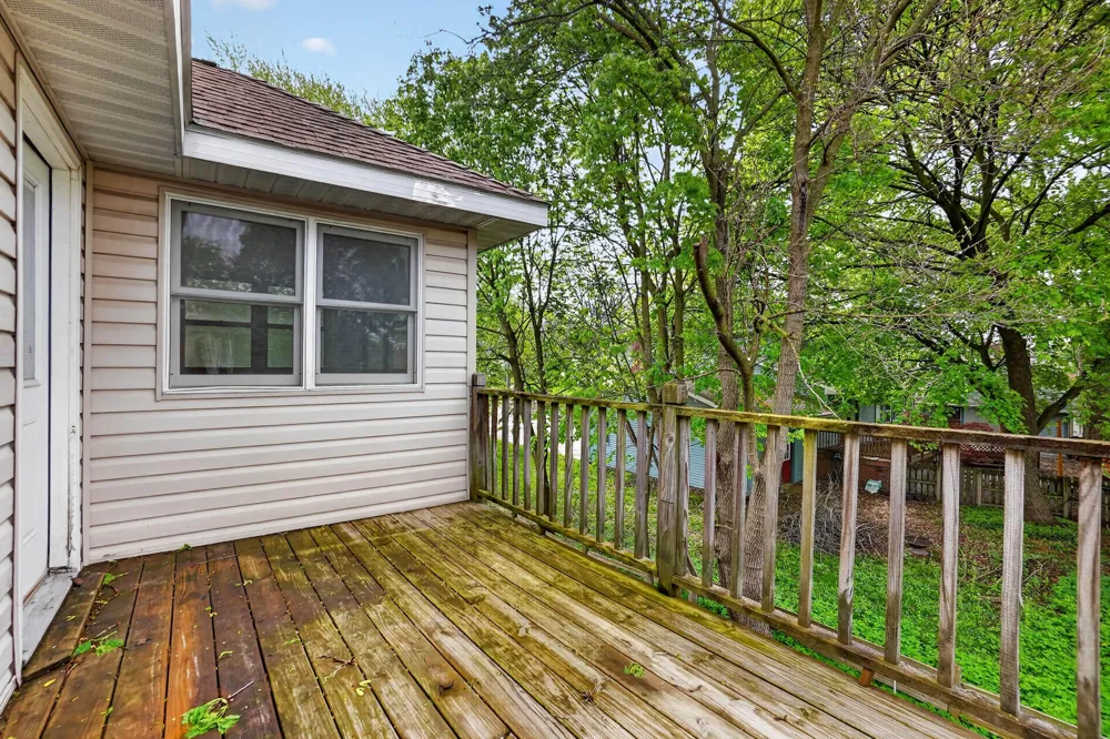 1109 S Genesee Drive Lansing, MI 48915