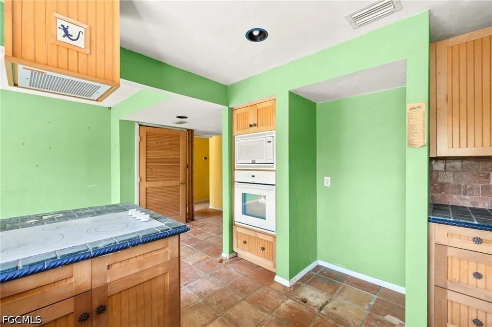 Ardsley Way Sanibel, FL 33957