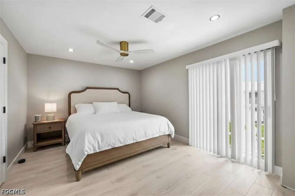 San Carlos Boulevard #33 Fort Myers Beach, FL 33931