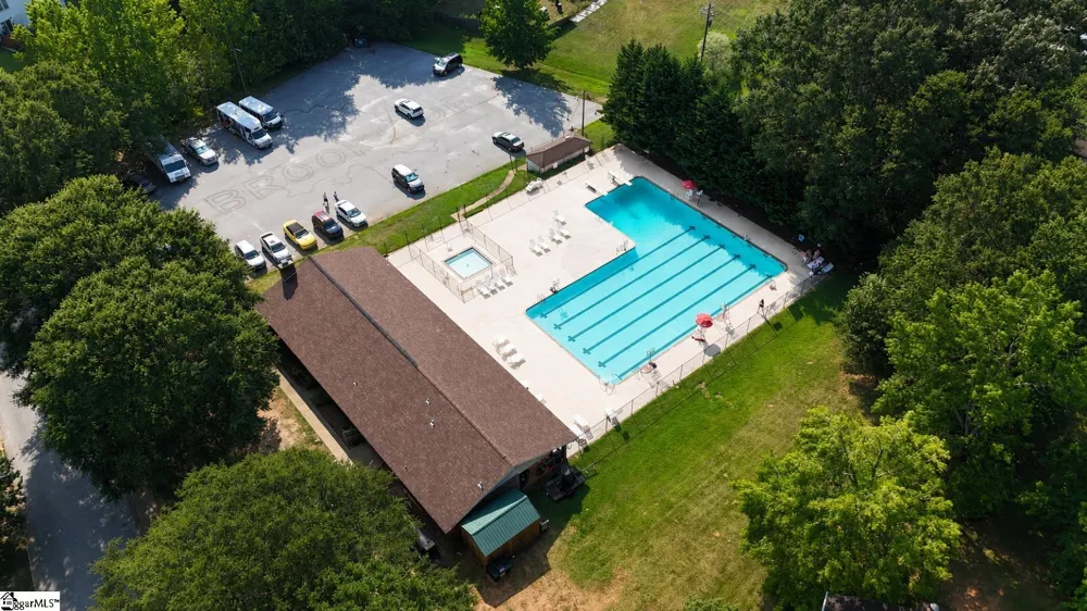 712 Brooks Road Mauldin, SC 29662