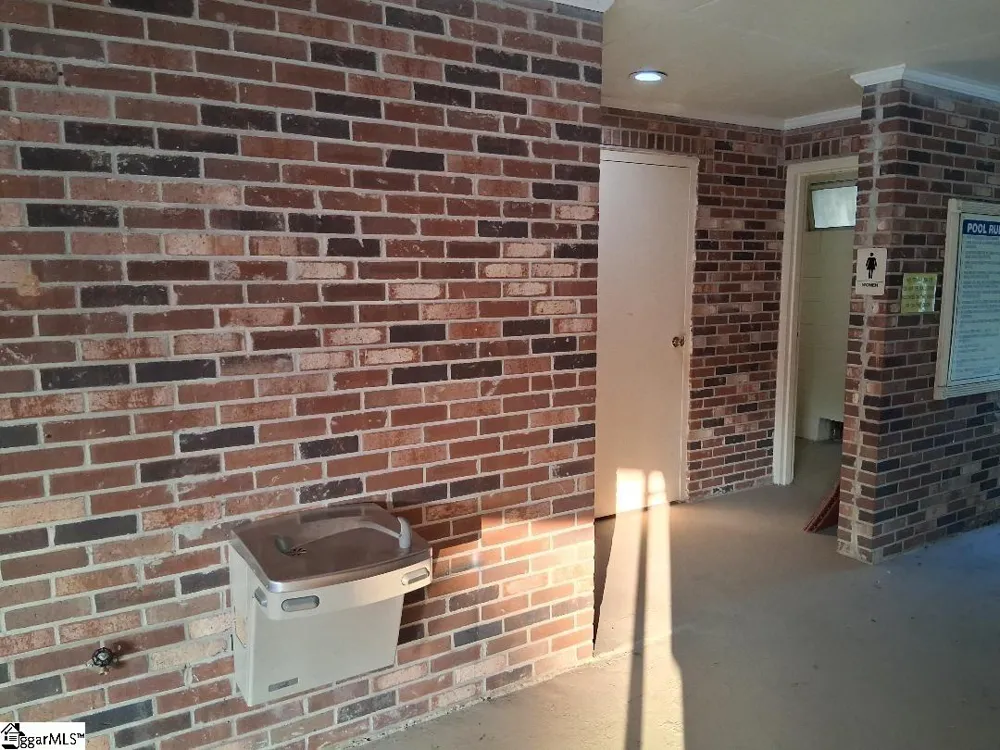 712 Brooks Road Mauldin, SC 29662
