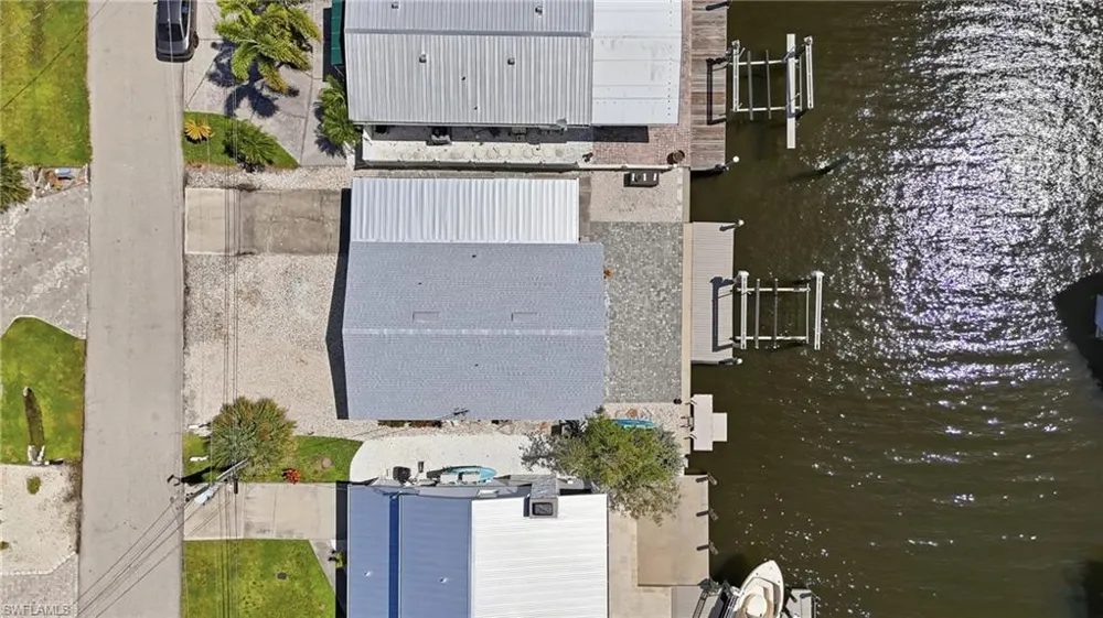 2691 Geary Street Matlacha, FL 33993