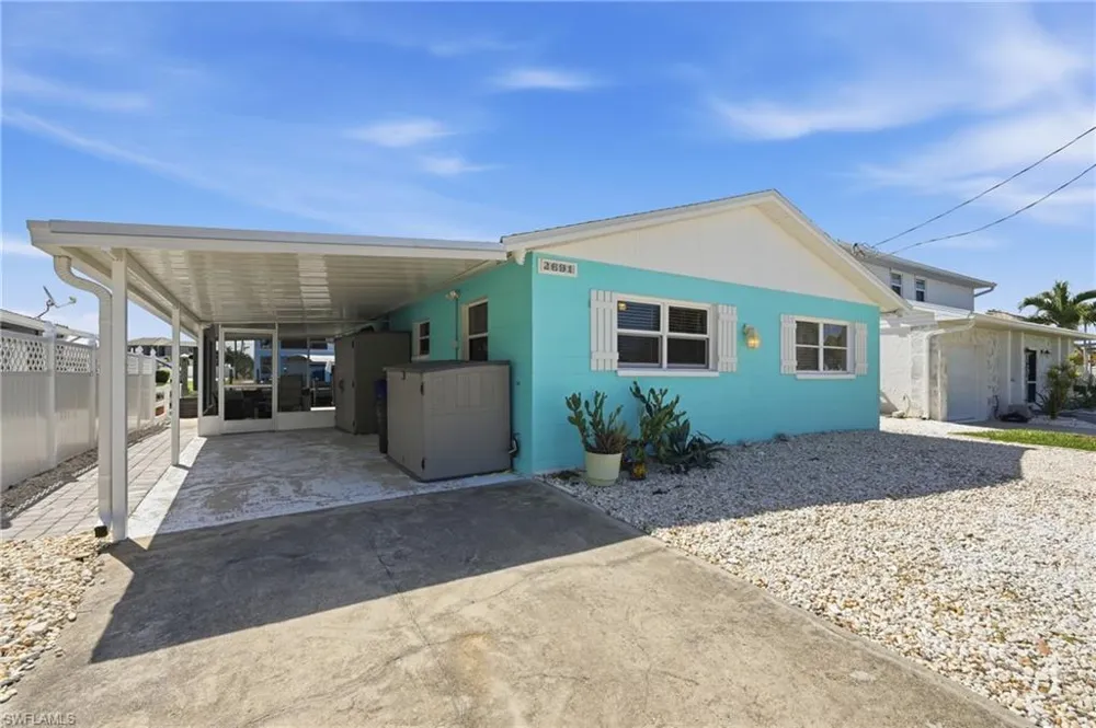 2691 Geary Street Matlacha, FL 33993