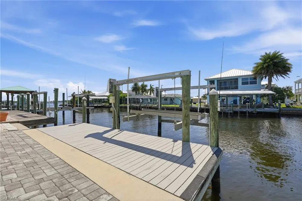 2691 Geary Street Matlacha, FL 33993