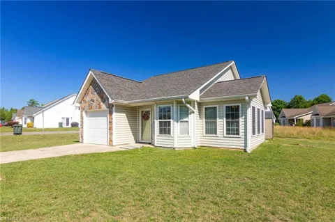 213 Portsmouth Drive