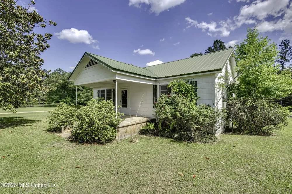 6118 Terry Road Byram, MS 39272