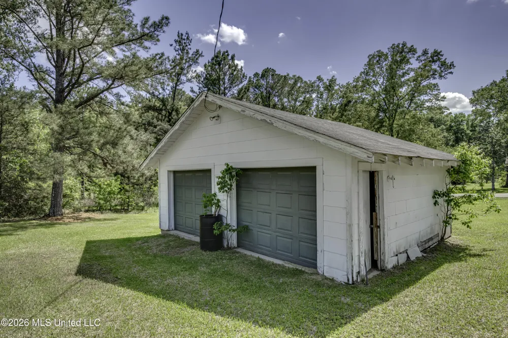 6118 Terry Road Byram, MS 39272