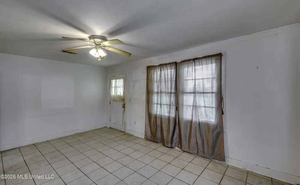 6118 Terry Road Byram, MS 39272