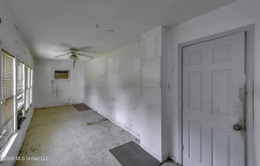6118 Terry Road Byram, MS 39272